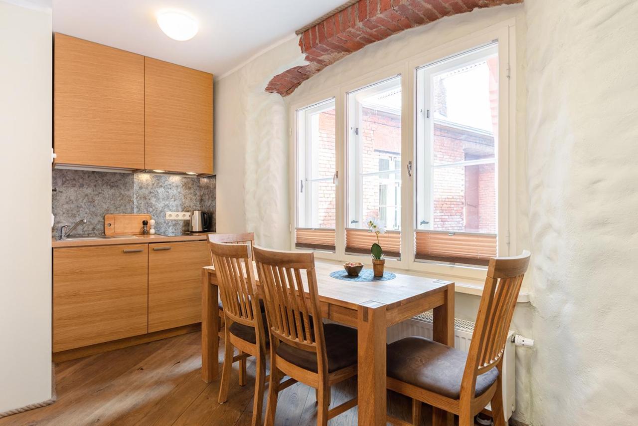 Rueuetli Apartments In Tartu Old Town Zewnętrze zdjęcie